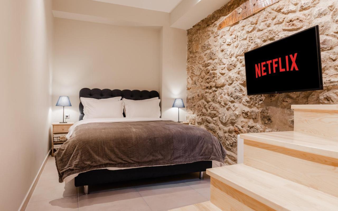 Aldia Suites Arachova Exterior photo